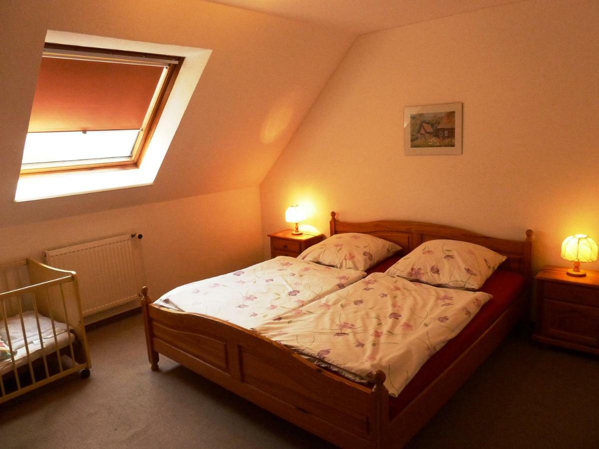 Ferienpension Lindenhof - Ferienwohnungen In Der Lueneburger Heide Marxen am Berge Exteriör bild