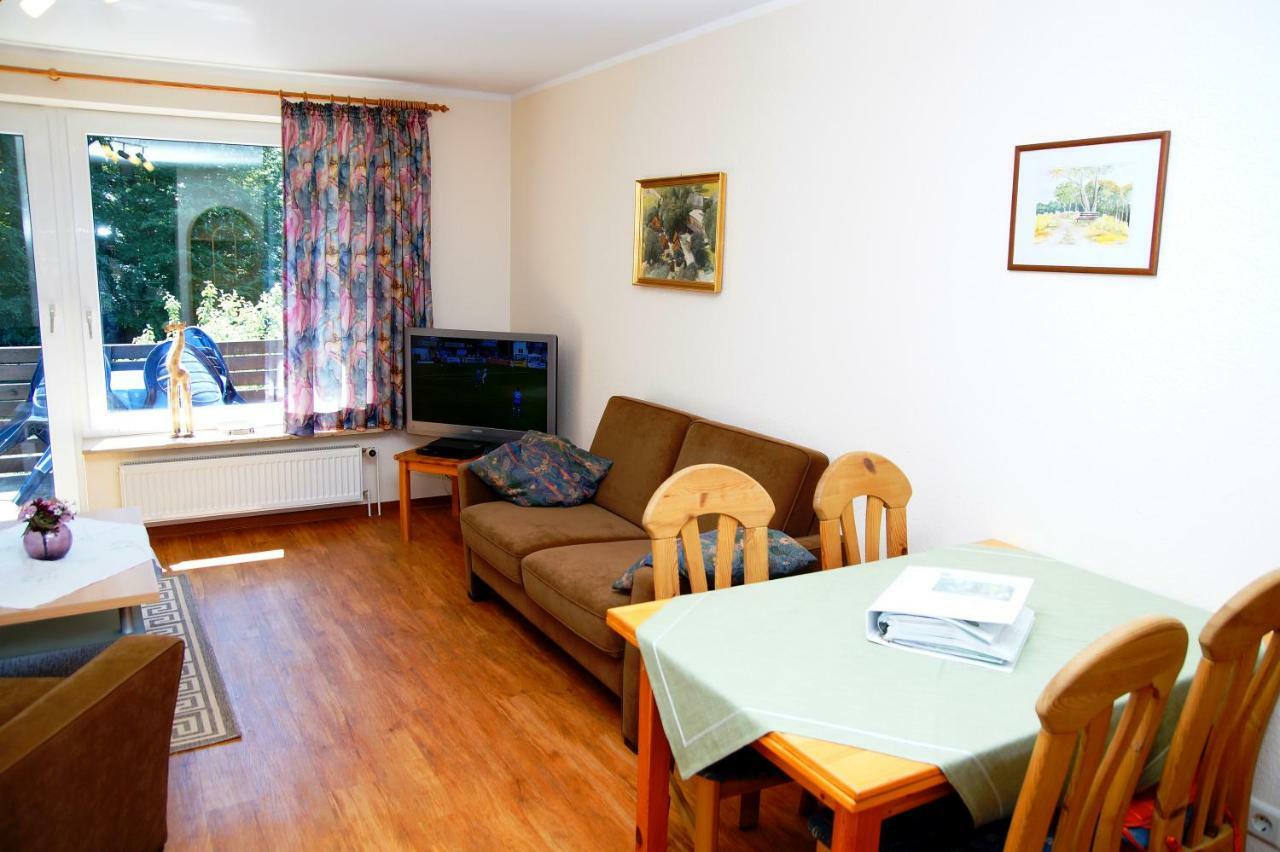 Ferienpension Lindenhof - Ferienwohnungen In Der Lueneburger Heide Marxen am Berge Exteriör bild